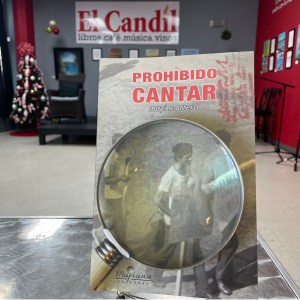 Portada del libro: PROHIBIDO CANTAR de Mayi Marrero